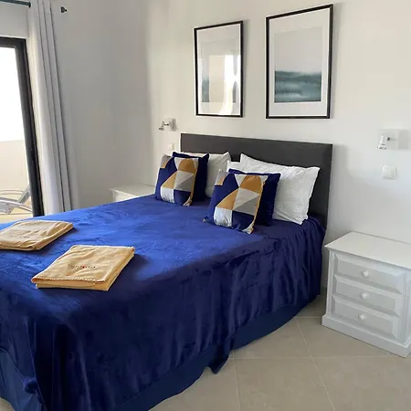Alto Club Apartment